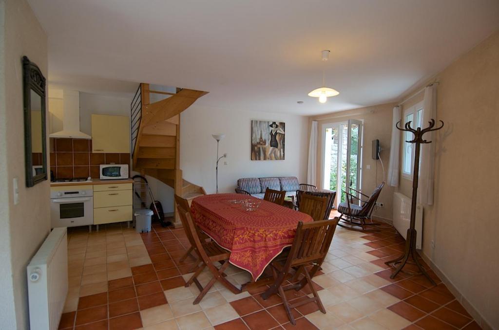 Gites La Bambouseraie Labeaume Zimmer foto